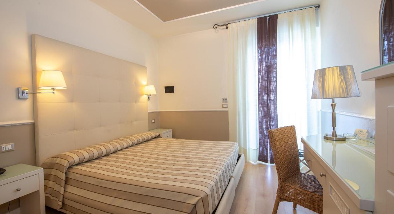 Hotel Le Soleil Lido di Jesolo Dış mekan fotoğraf